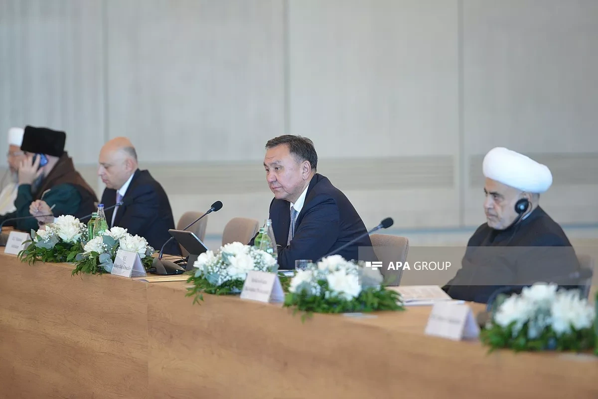 Baku hosts international conference honoring Azerbaijani thinker PHOTO