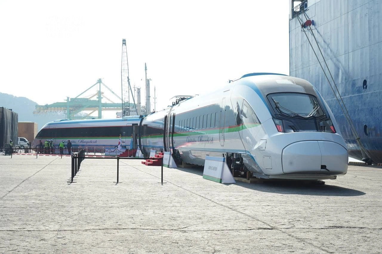 Uzbekistan's transport set to rev up with first Hyundai Rotem trains