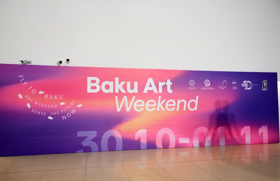 Heydar Aliyev Foundation VP Leyla Aliyeva and Alena Aliyeva attend official opening of Art Weekend (PHOTO)