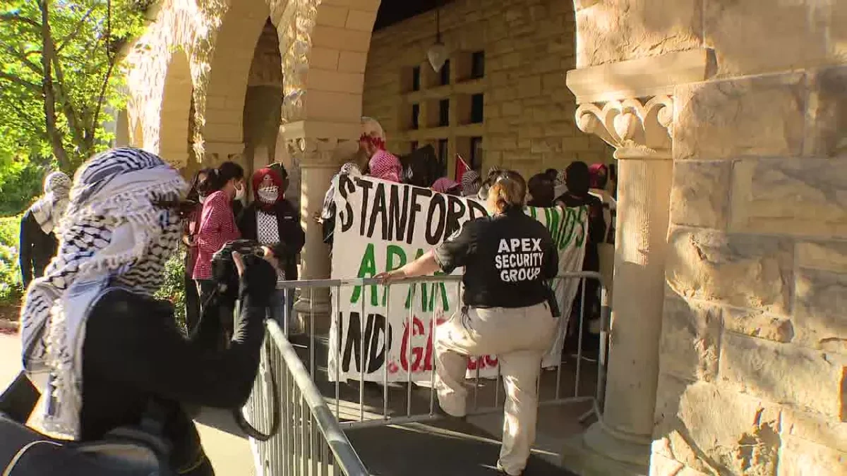 Trump administration’s efforts to deport pro-palestinian students face roadblocks
