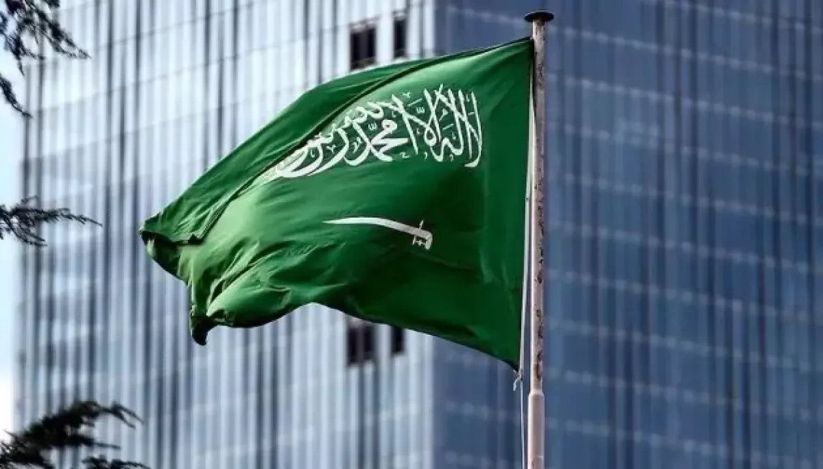 Saudi Arabia slams Iran strikes on Kuwait and Bahrain