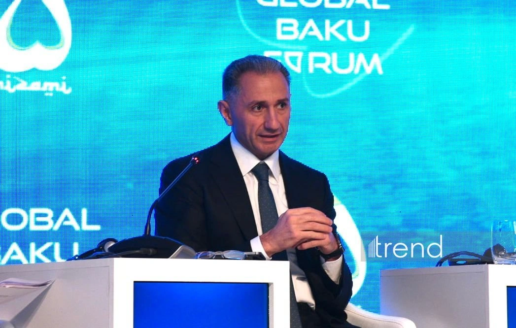 Azerbaijani minister proposes to adapt governance with AI and biotechnology