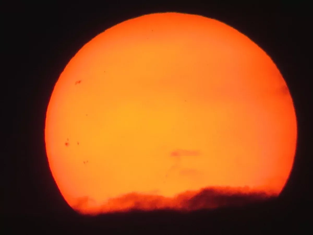 Astronomers explain why Sun shows no solar spots for first time since 2021