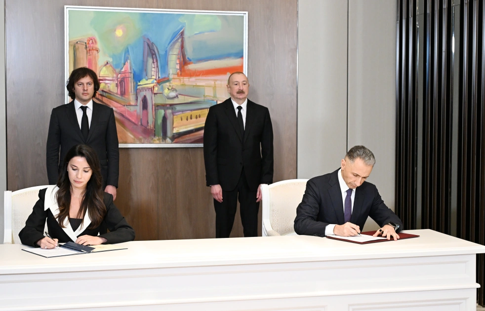 President Ilham Aliyev meets with Georgian Prime Minister (PHOTO)