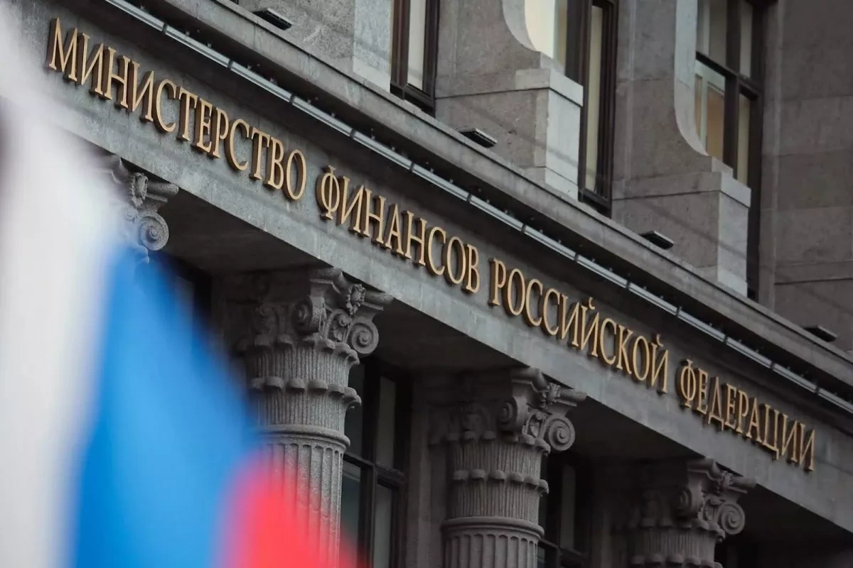 Russia to channel oil profits into gold, foreign currency reserves
