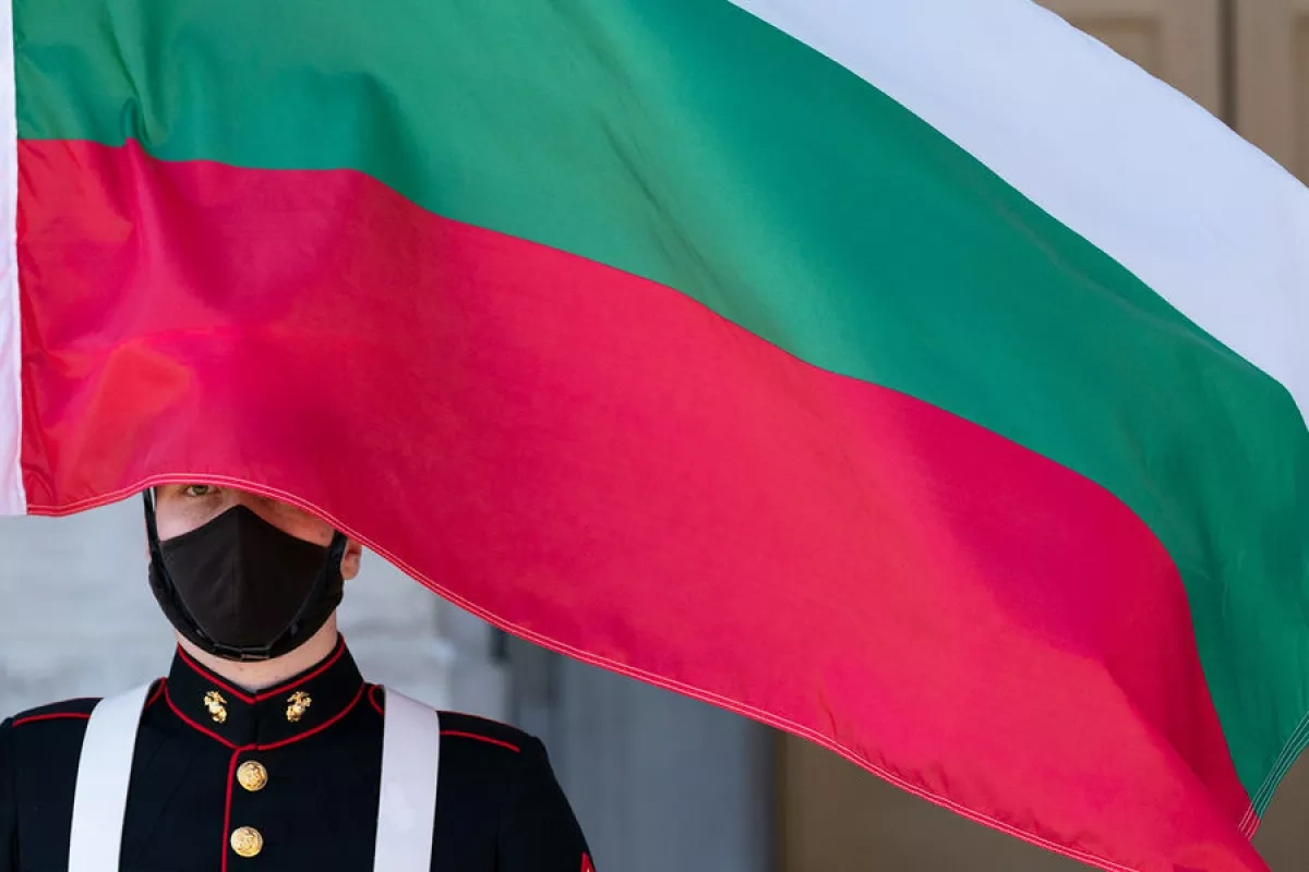 Bulgaria introduces tougher anti-corruption checks for officials