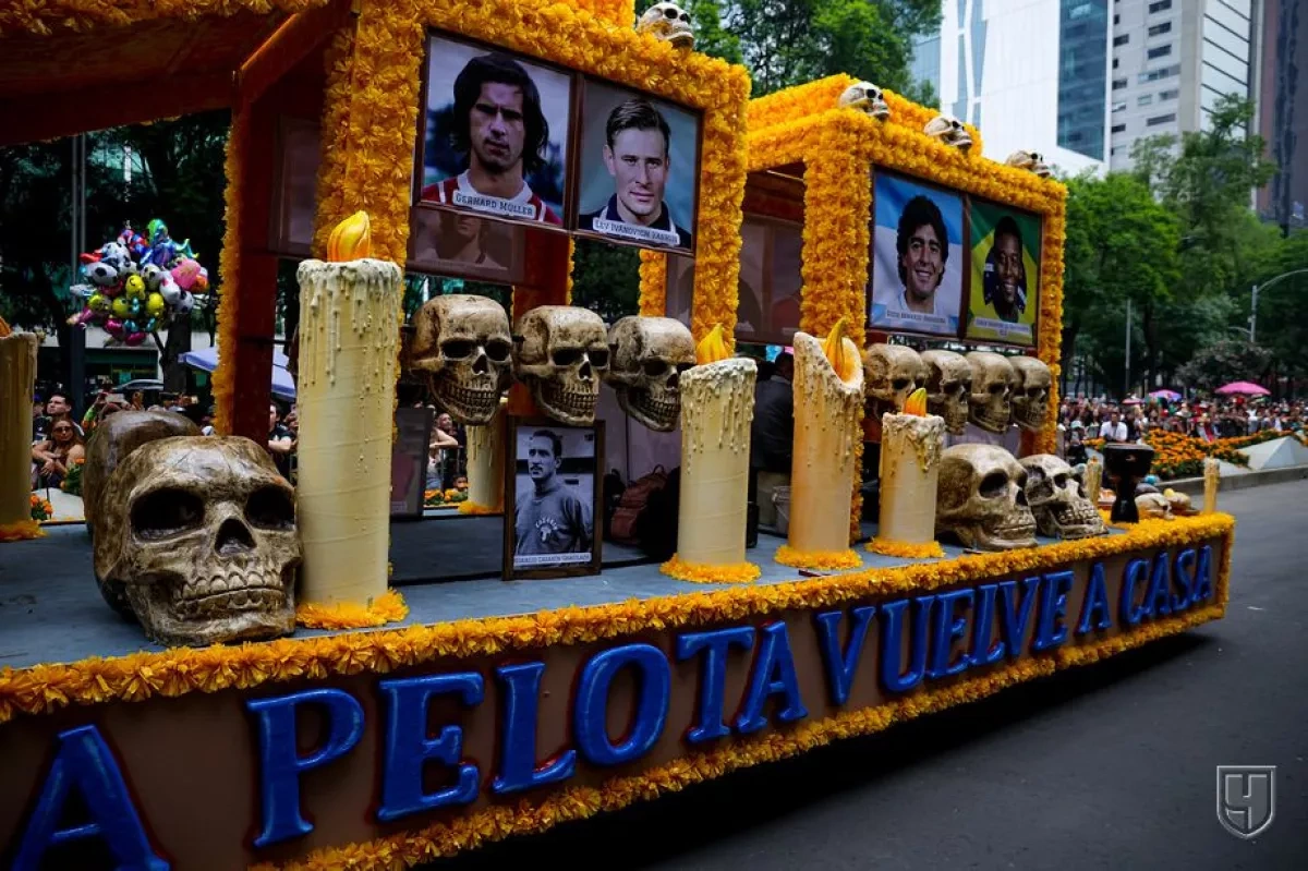 Mexico City blends day of the Dead spirit with World Cup 2026 parade PHOTO