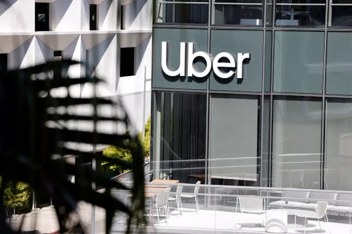 Bloomberg: Uber to cut 3,300 jobs worldwide in major restructuring move