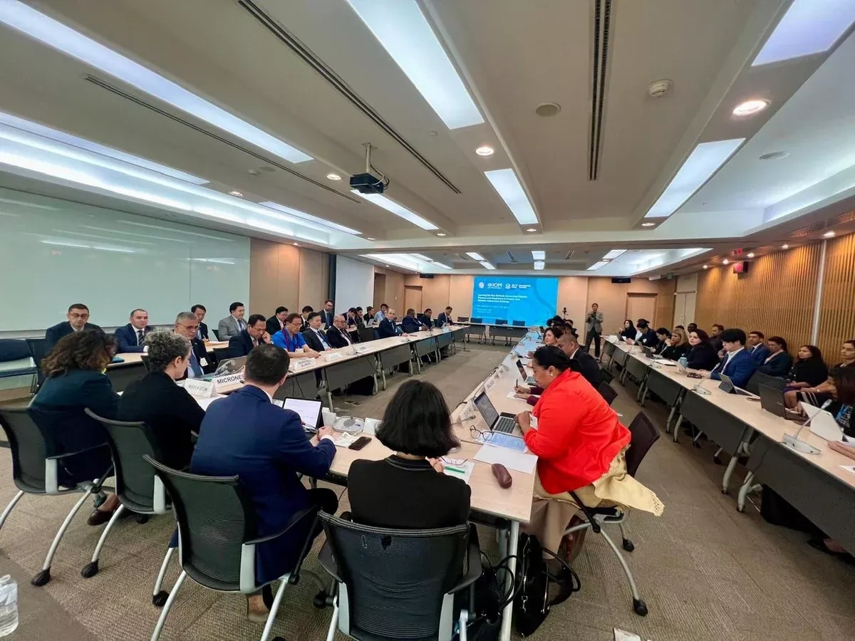 Baku hosts Azerbaijan-Latvia business forum
 Photo