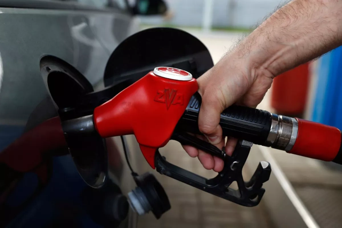 Renewables and batteries delay Australia gas deficit