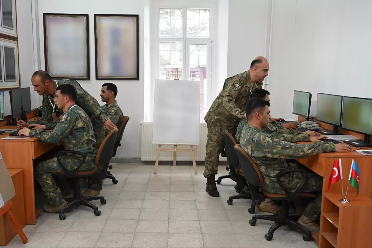 Joint Azerbaijan–Türkiye military exercises held in Sarıkamış photo