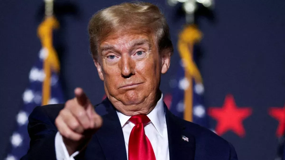 Trump says Iran is “putting on a pretty good show”