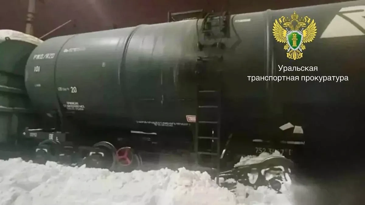 Freight train derails in Russian region