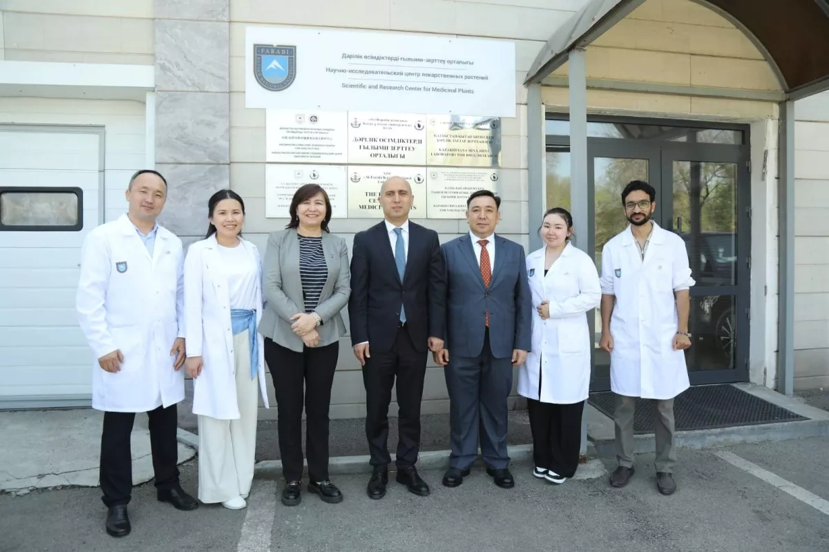 Education minister visits Study in Azerbaijan fair in Kazakhstan PHOTO