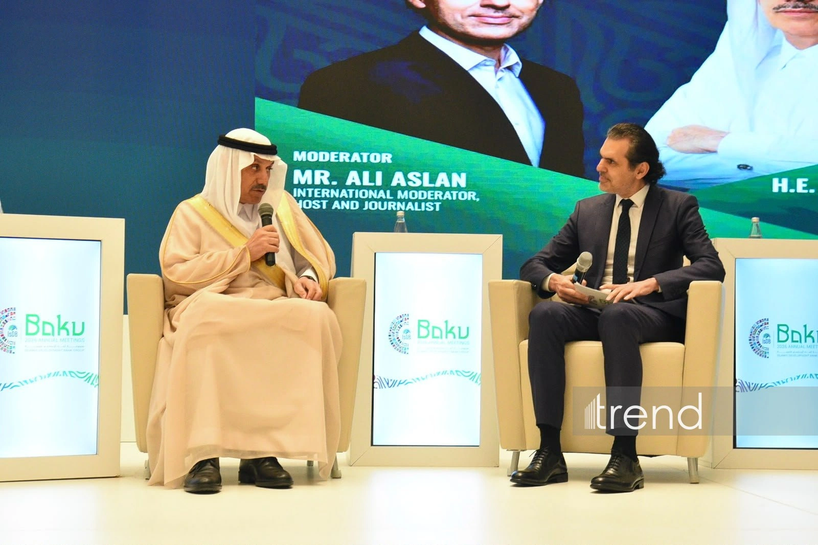 IsDB reviews transport and railway projects in cooperation with Azerbaijan - Al Jasser