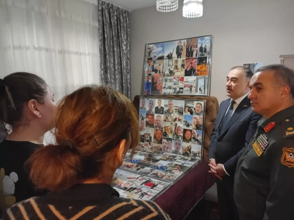 Azerbaijani envoy pays tribute to Turkish officer killed in plane crash Photo