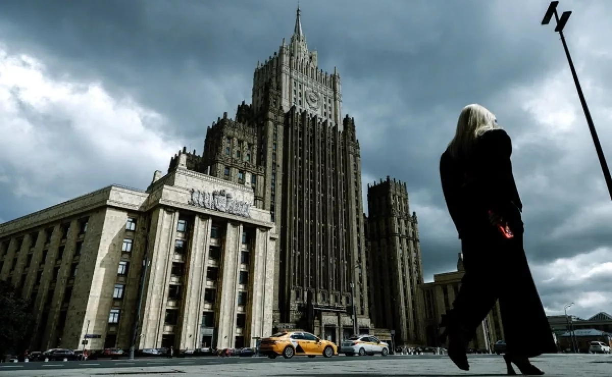 Moscow reacts sharply to Romania’s consulate decision, summons envoy