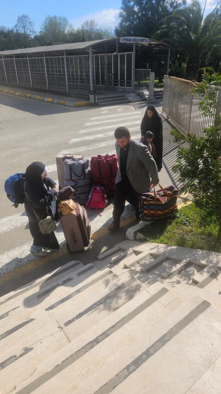 Azerbaijan reveals total tally of evacuees from Iran (PHOTO)