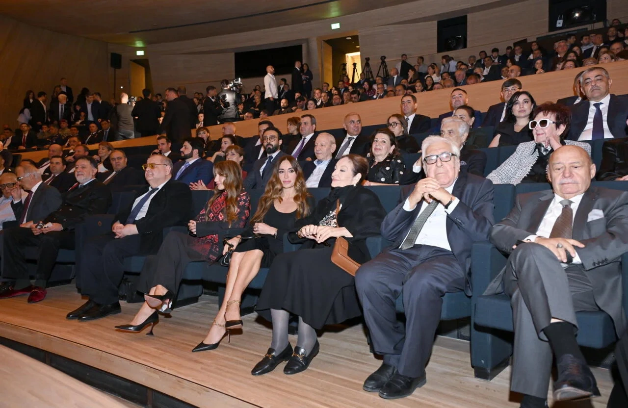 Premiere of epic historical film “44” held at Heydar Aliyev Center – tears, pride and endless applause (PHOTO)