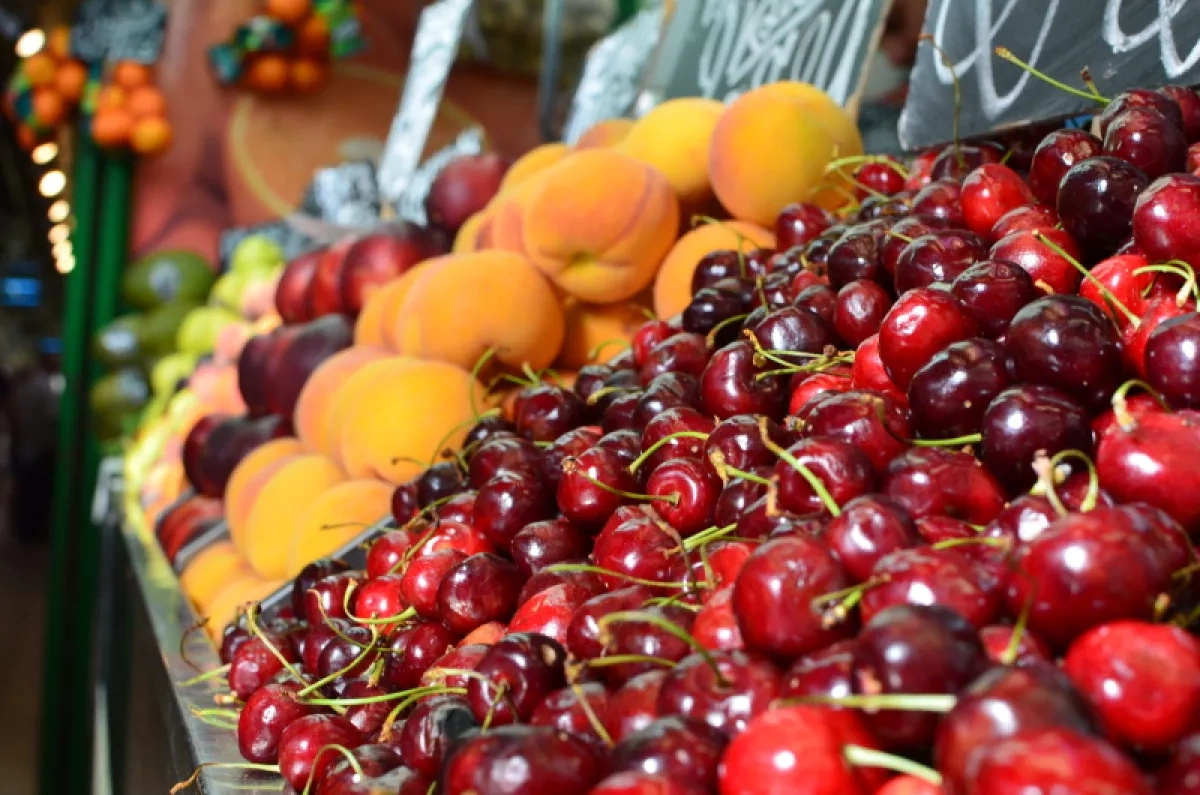 Armenia ships first export of fresh fruit to UAE amid Russian import restrictions VIDEO