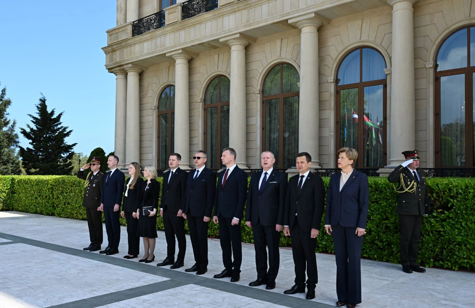 Baku hosts official welcome ceremony for President of Latvia (PHOTO)