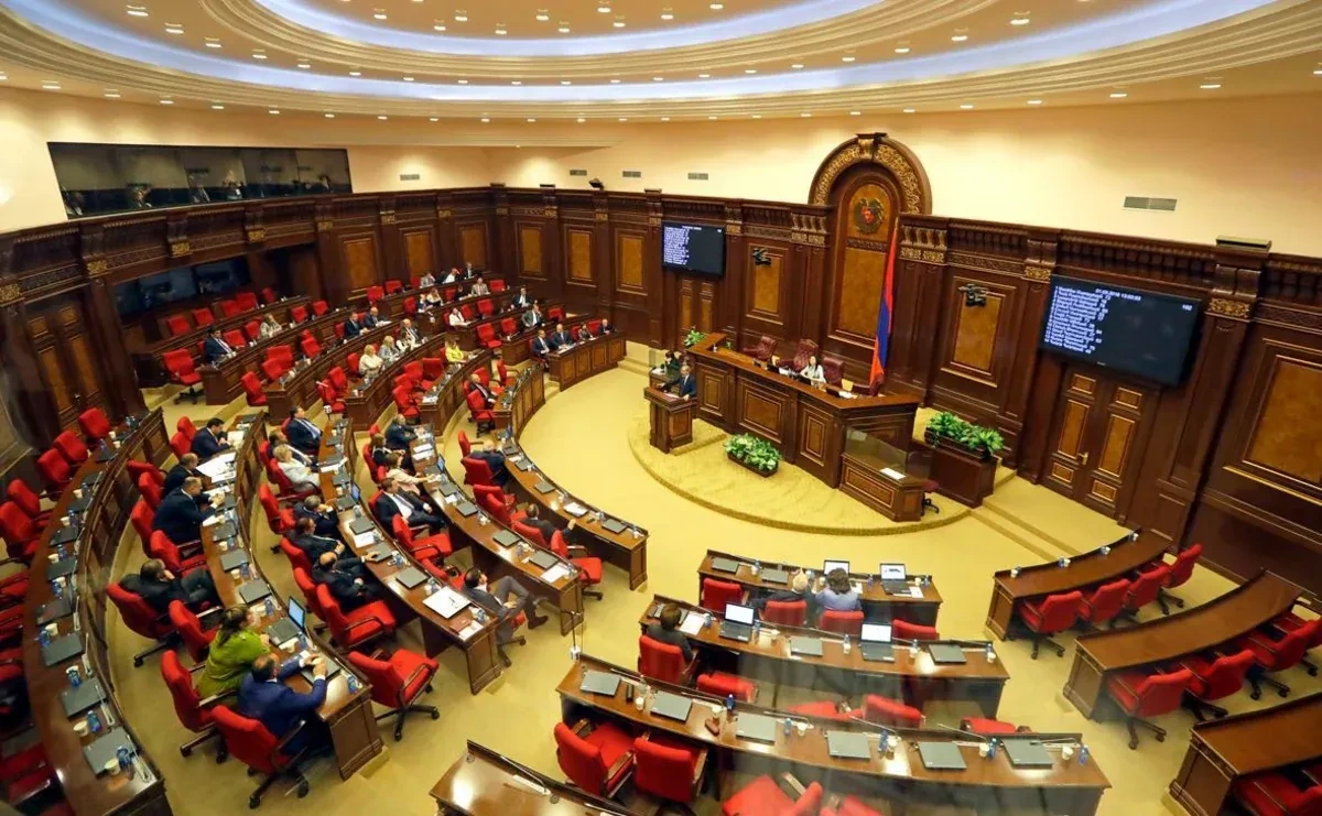 Armenia bans personal names in political party titles