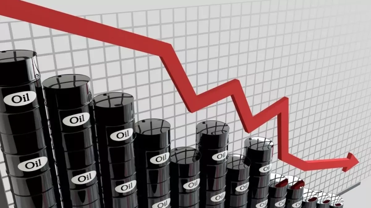 Oil prices slip as US naval escorts ease Strait of Hormuz disruption