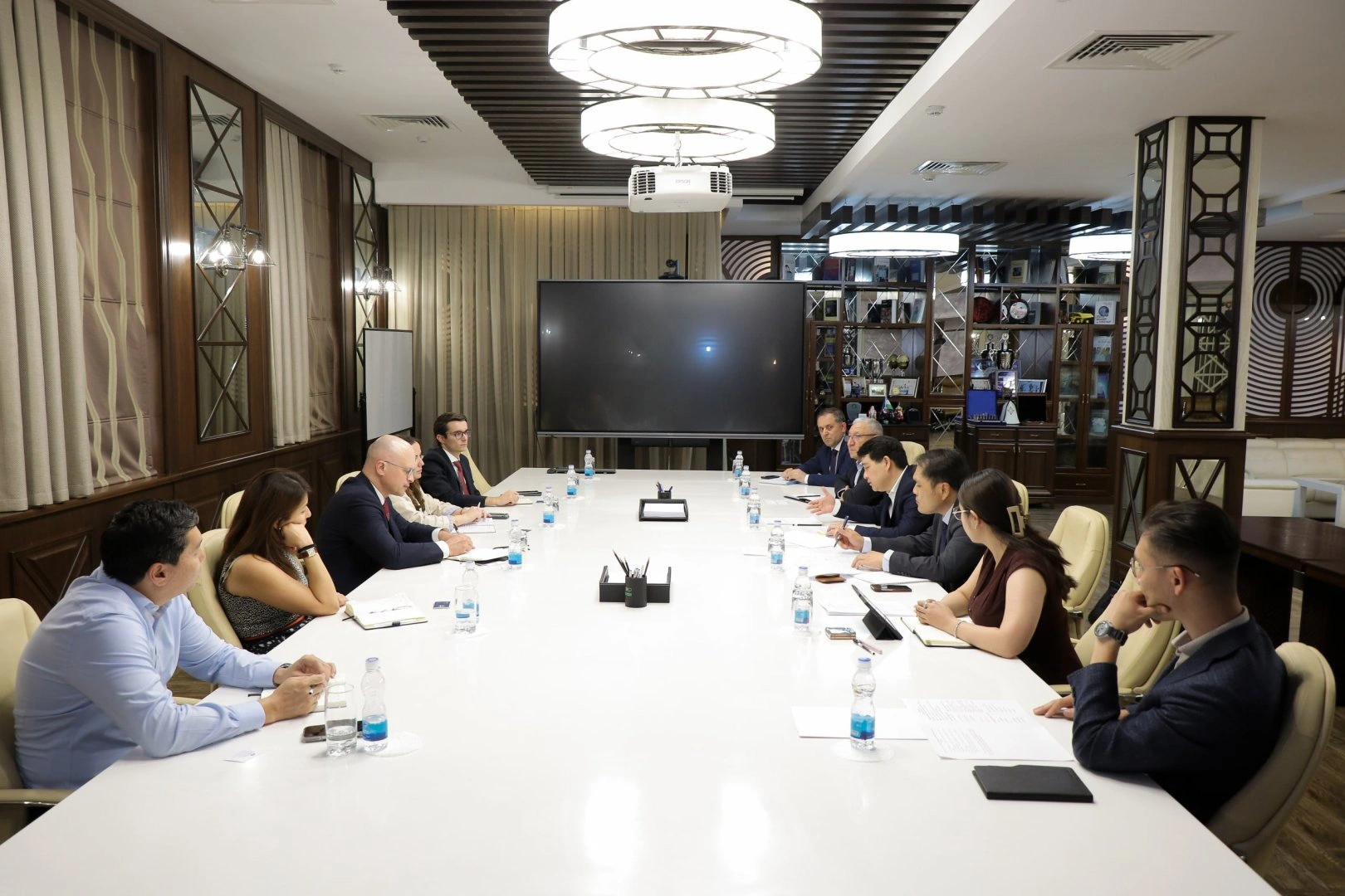 Uzbekistan, EBRD discuss capital market reform and financial infrastructure development