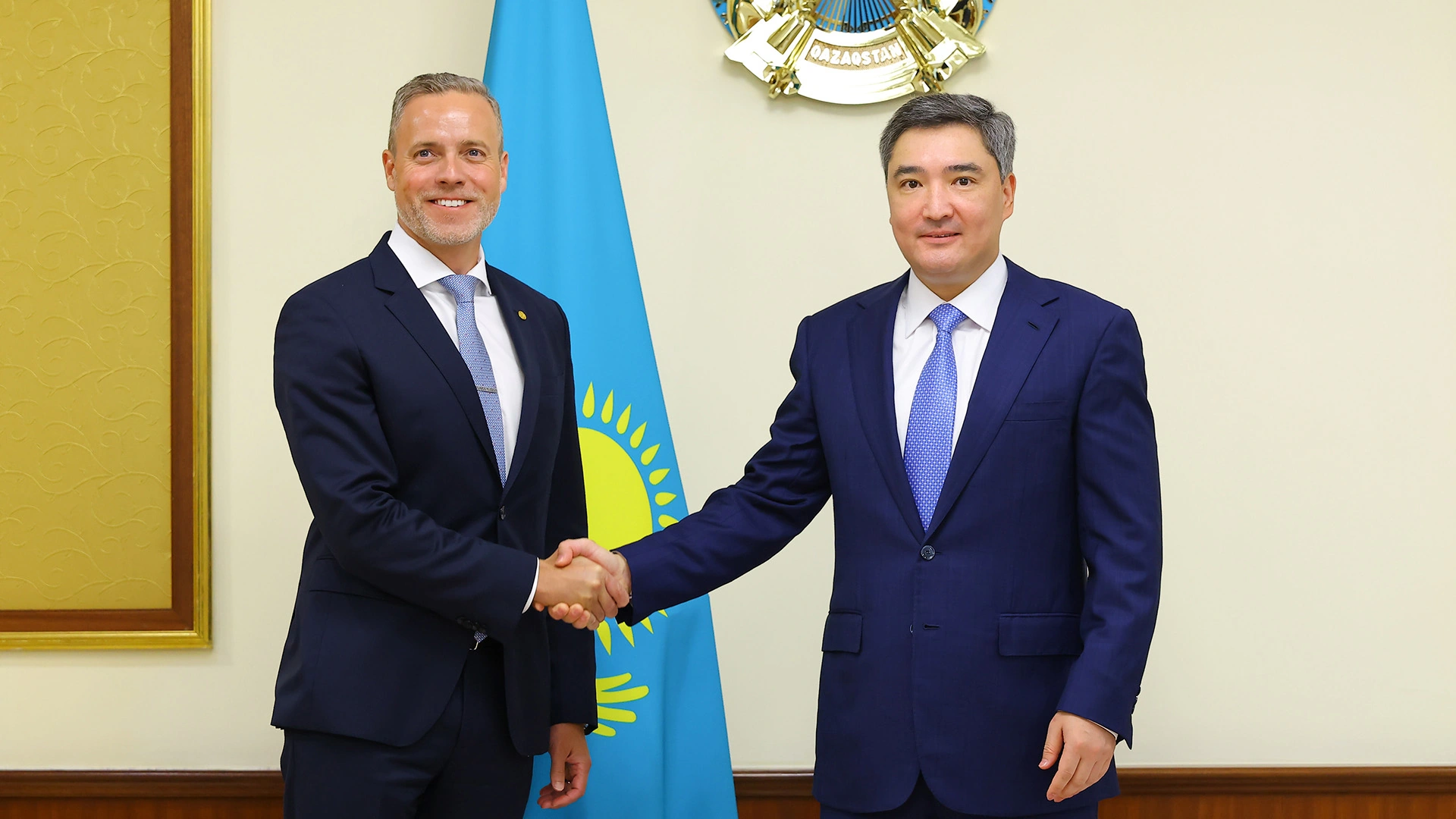 ExxonMobil, Kazakhstan review technology and production cooperation