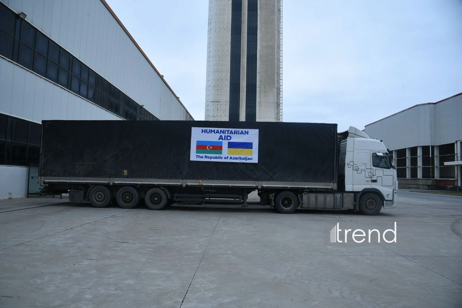 Azerbaijan dispatches another batch of humanitarian aid to Ukraine (PHOTO)