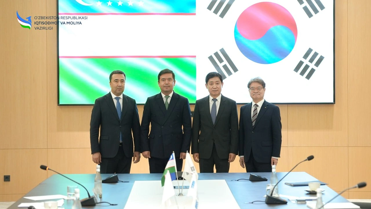 Uzbekistan, South Korea's KODIT sign memorandum on financial systems co-op