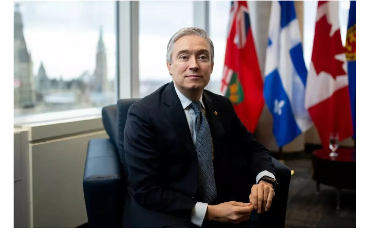Canada urges UK to "team up" with Ottawa, EU