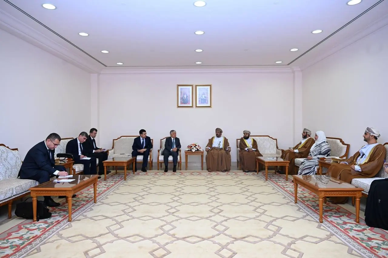Uzbekistan, Oman advance strategic partnership in Muscat talks (PHOTO)