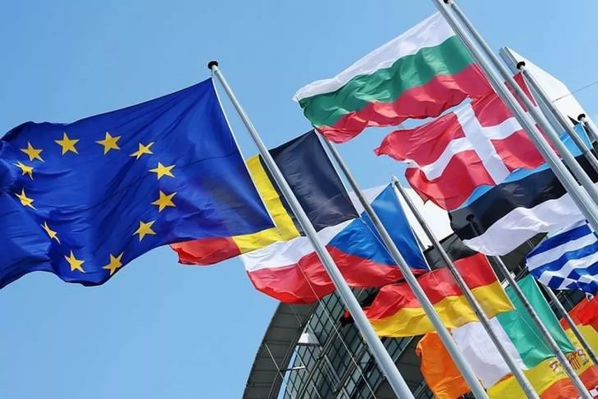 American pie for Europe  Washington backs Europe’s right with new grants