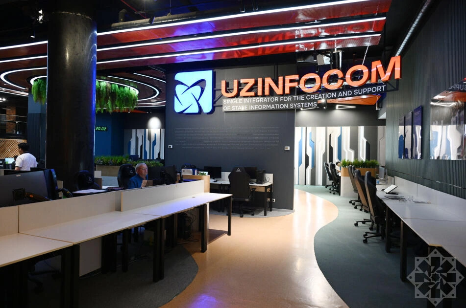 Azerbaijani journalists visit Uzbekistan’s growing digital ecosystem at IT Park (PHOTO)