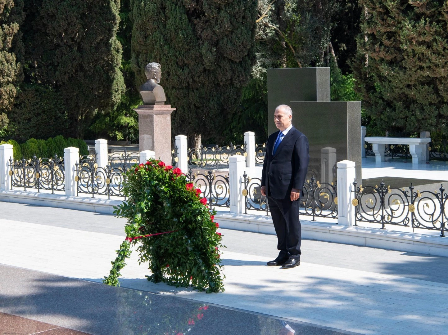 103rd anniversary of birth of National Leader Heydar Aliyev commemorated at Azerbaijani SSS (PHOTO)
