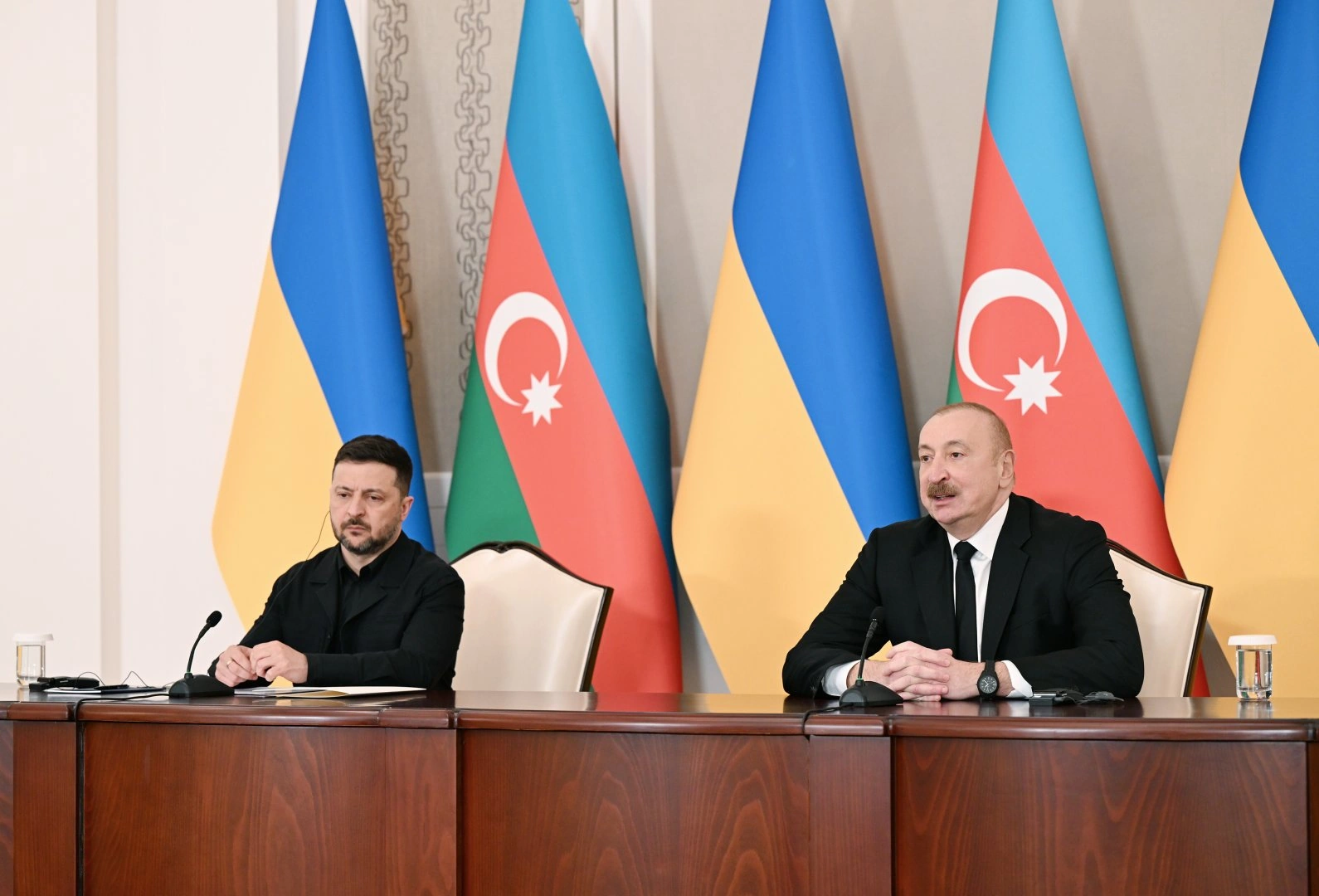 President Ilham Aliyev, President of Ukraine deliver press statements (PHOTO)