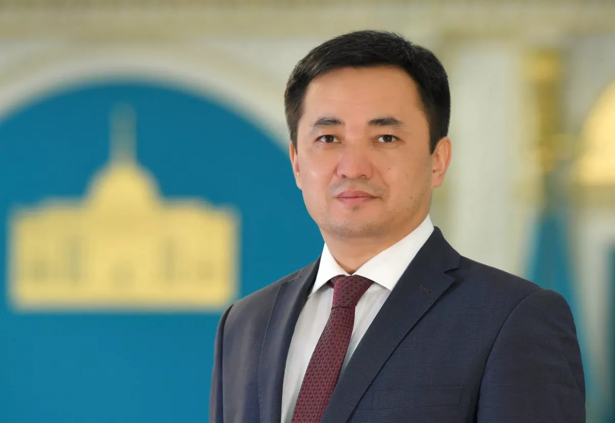 Kazakh president unveils leadership changes in presidential administration PHOTO