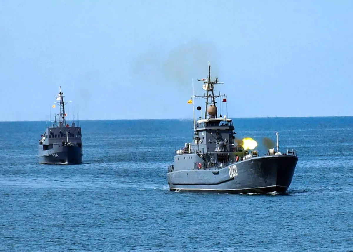 Azerbaijan conducts live-fire naval drills protecting energy infrastructure PHOTO
