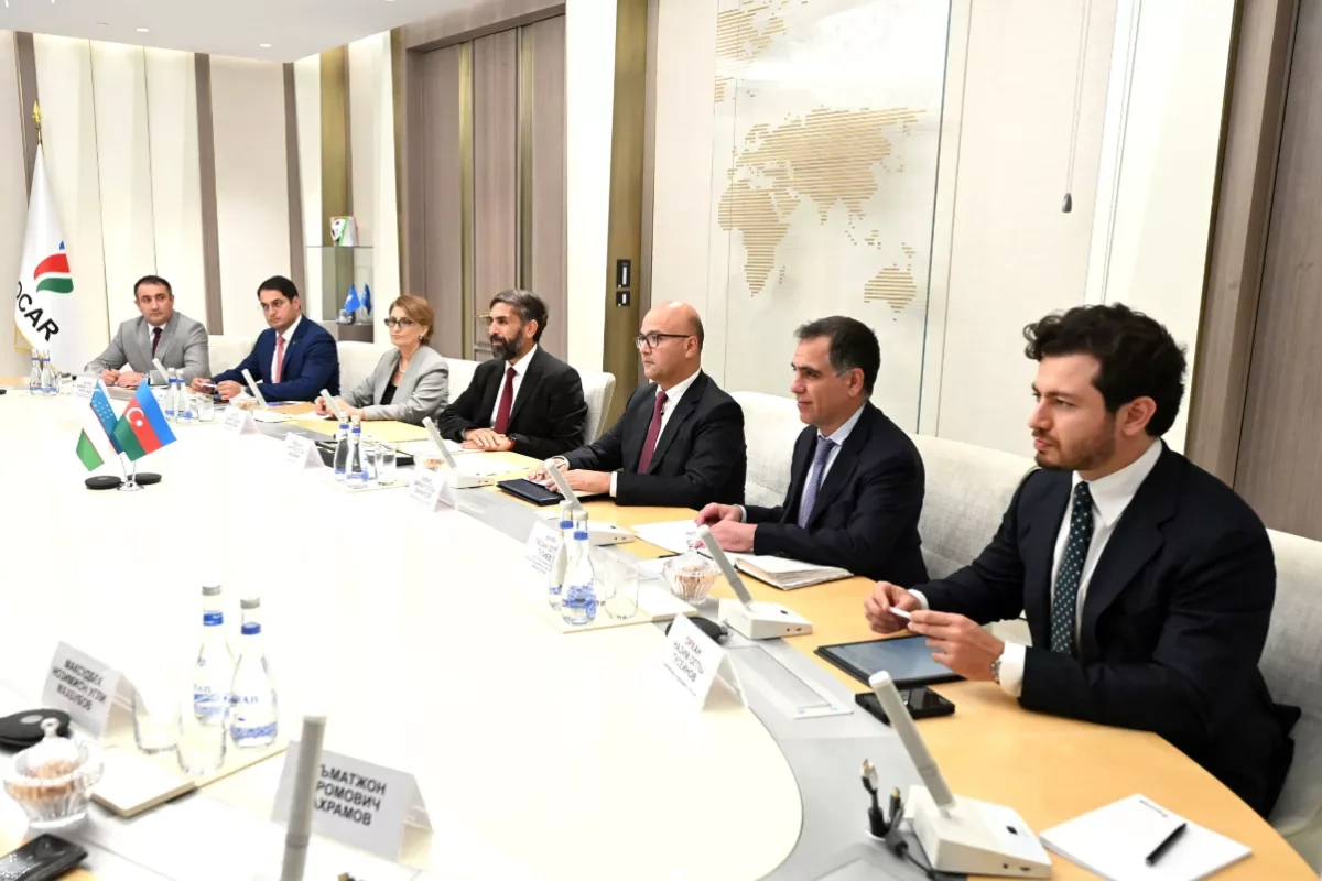 Azerbaijan’s SOCAR may build new filling stations in Uzbekistan PHOTO