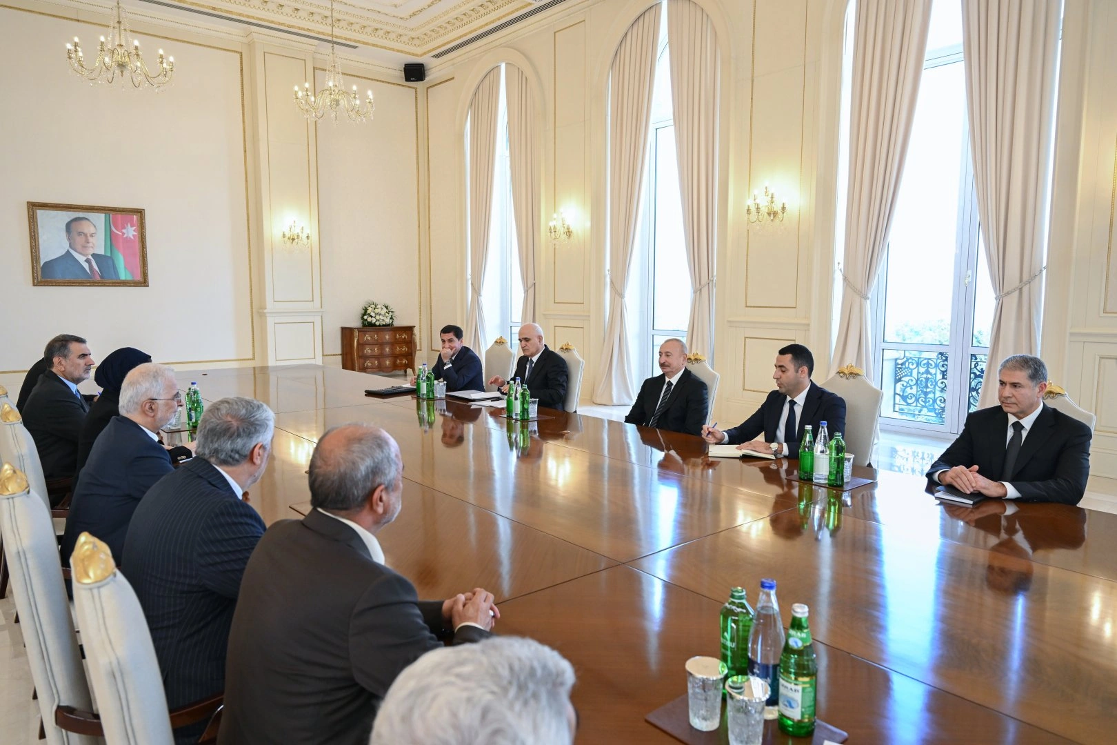 President Ilham Aliyev receives Iran's Minister of Internal Affairs (PHOTO)