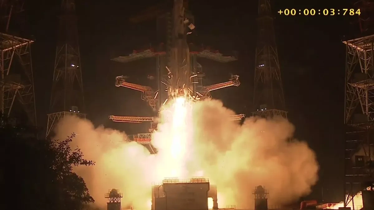 India launches “all-seeing eye” satellite into geostationary orbit
