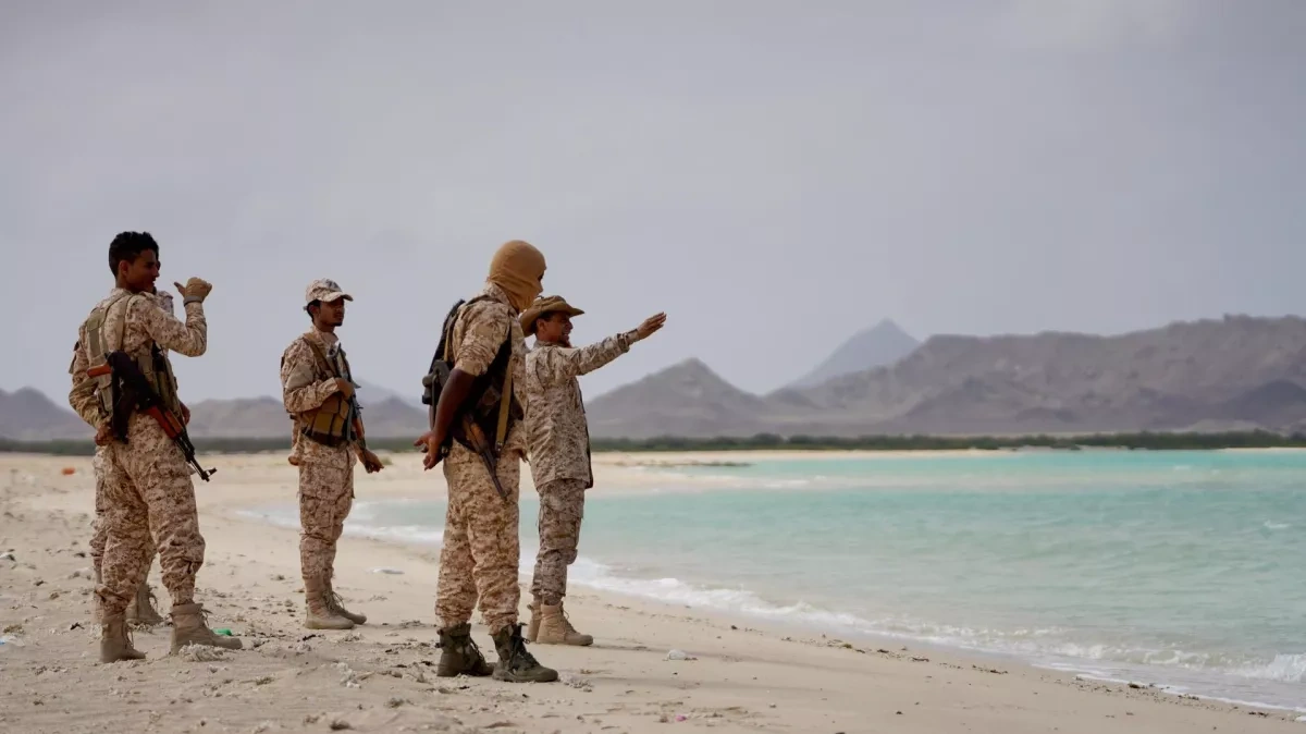 Media: Yemen’s Houthis prepare to shut down Bab el-Mandeb Strait