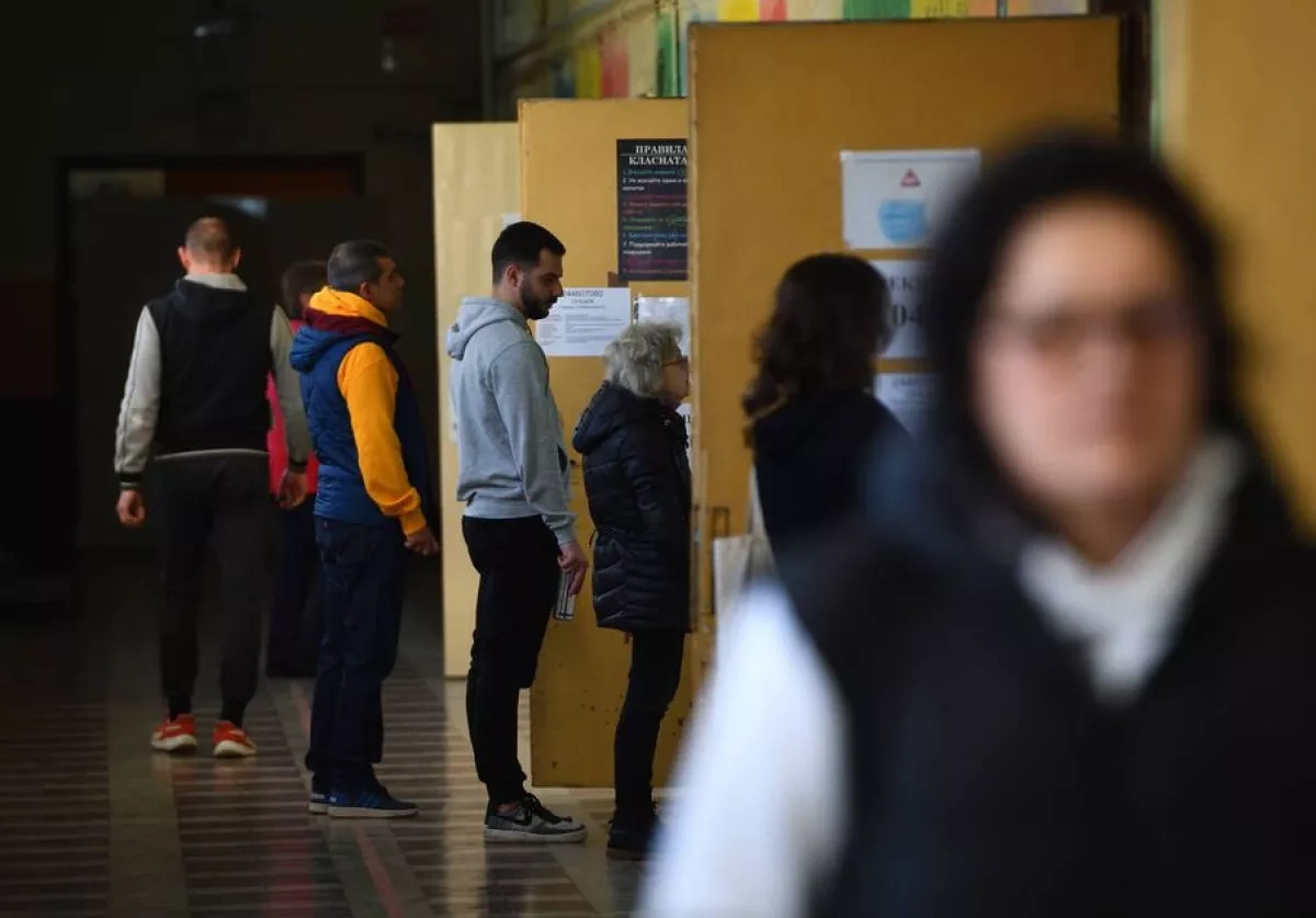 Bulgaria election: Ex-President Radev’s party tops early results PHOTO