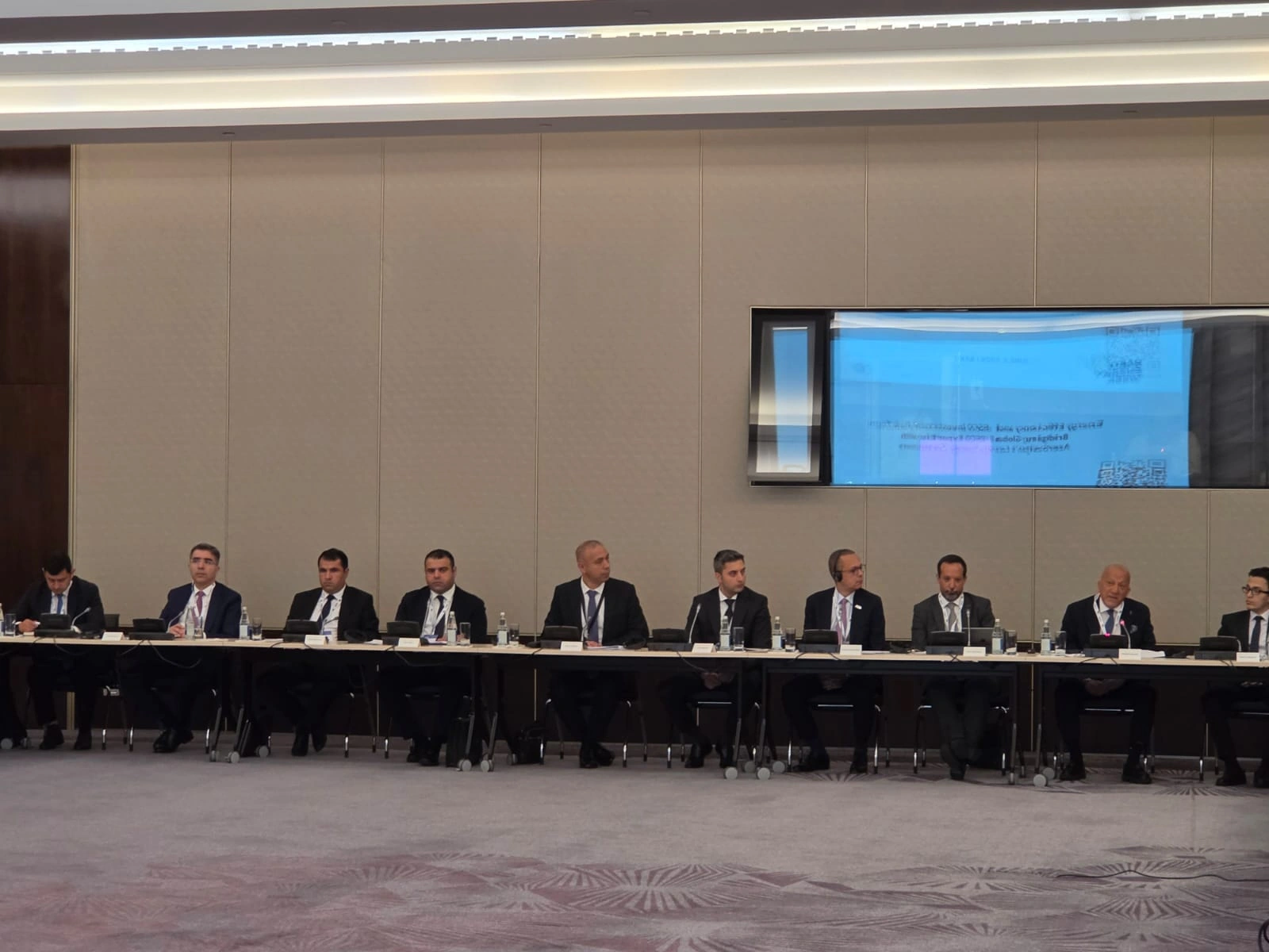Baku Energy Week features talks on energy service companies (PHOTO)