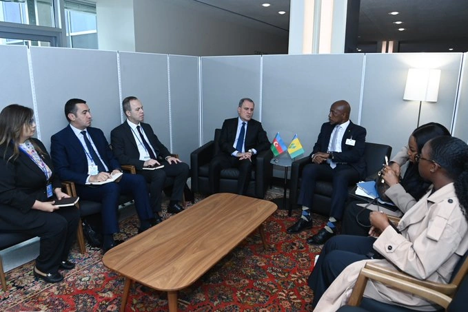 Azerbaijan, Saint Vincent and Grenadines ink protocol on political consultations (PHOTO)