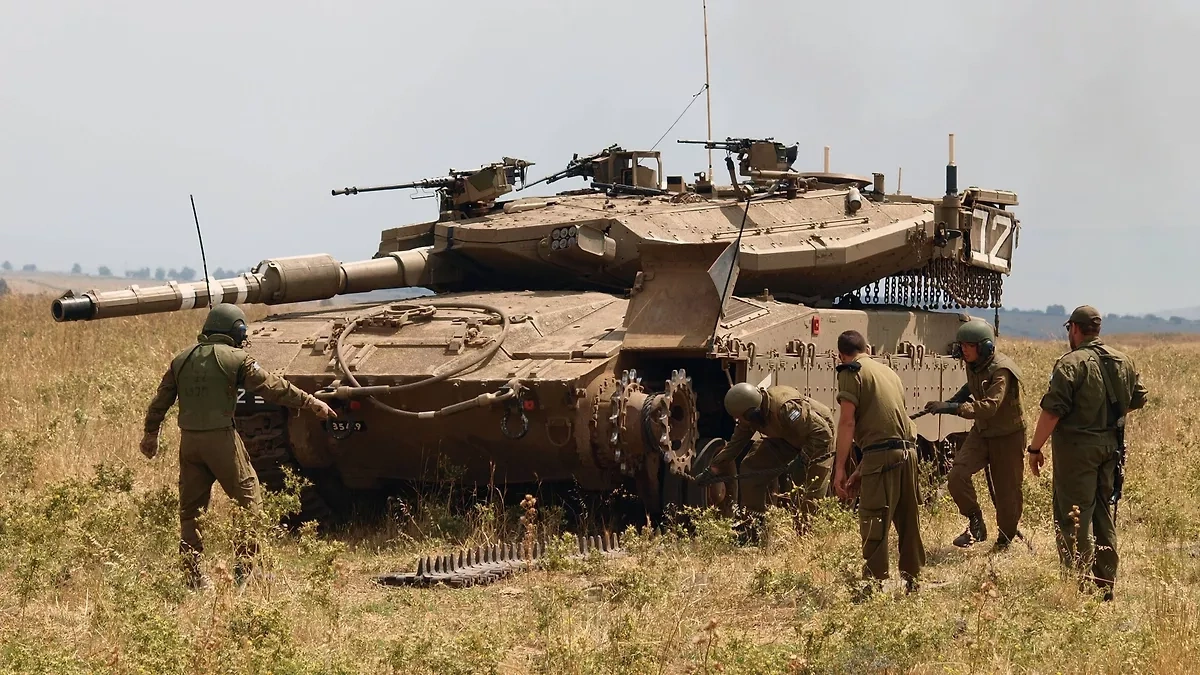 Hezbollah strikes two Israeli tanks in southern Lebanon