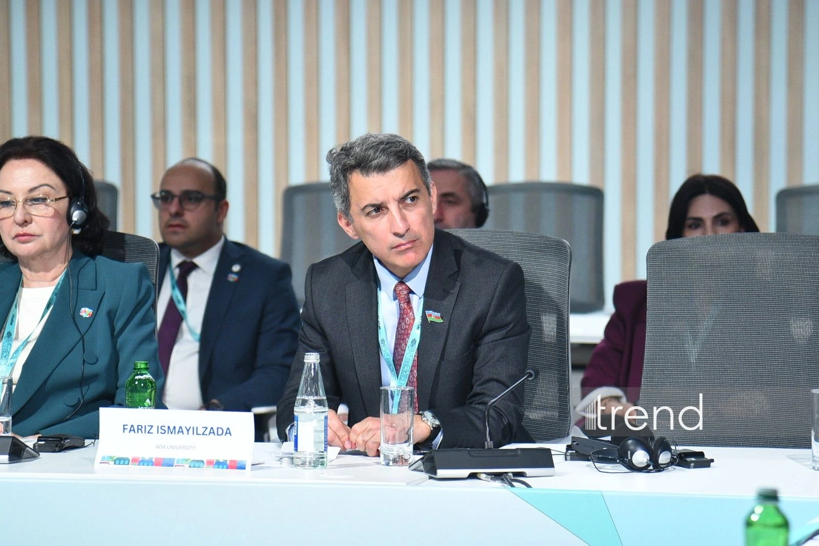 WUF13 hosts international roundtable on “Education and Professional Training” (PHOTO)