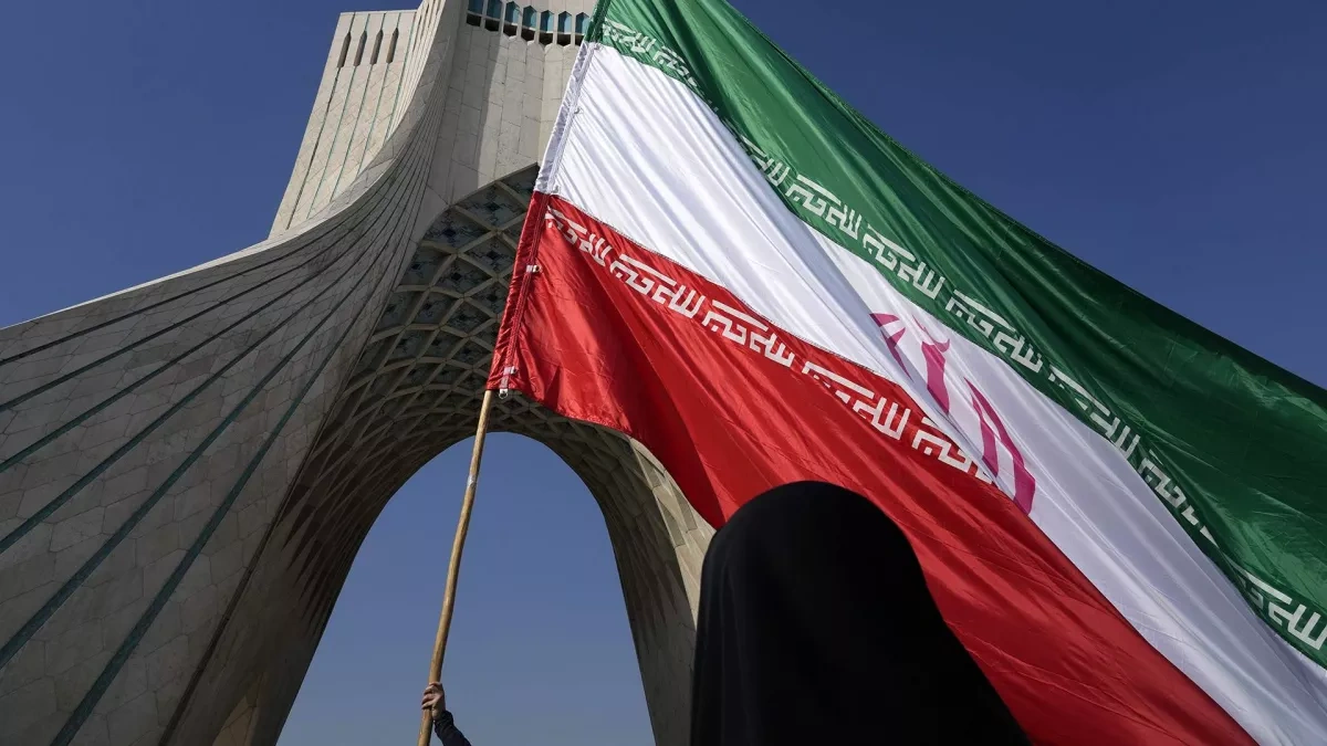 Iran dismisses US-IRGC backchannel as "staged performance"