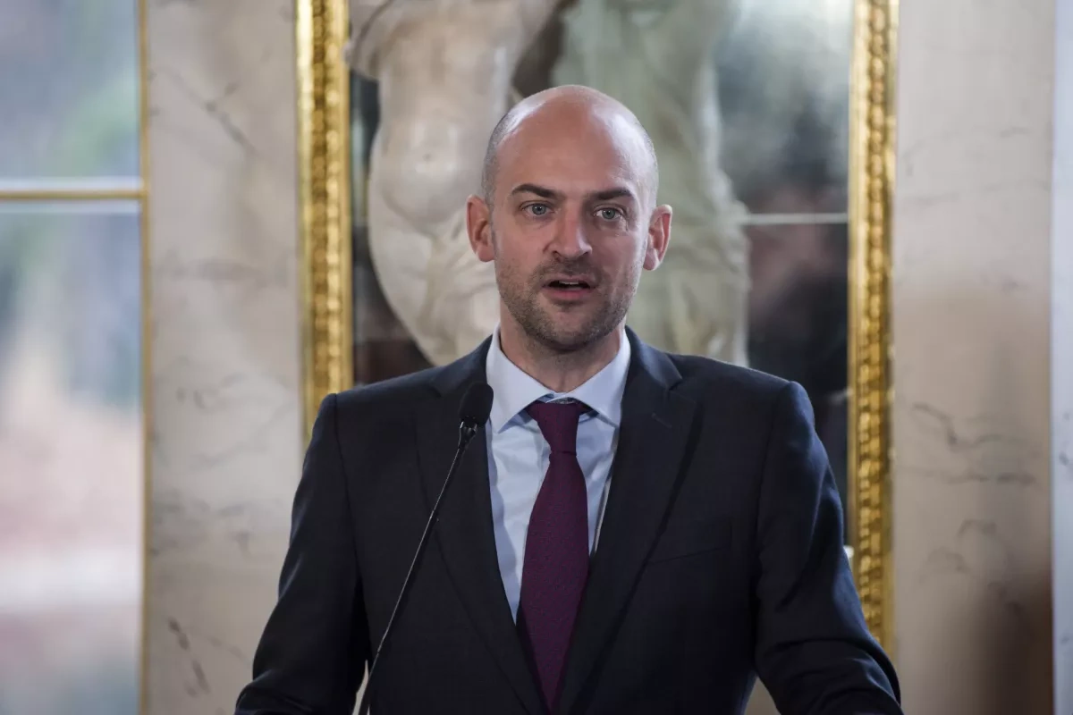 FM: French Rafale jets patrol Middle East bases after drone attack